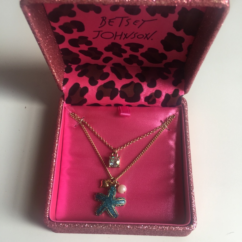 Brand New Betsey Johnson Starfish Necklace